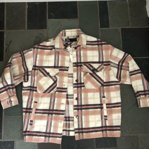 Zara - Wool Blend Plaid Overshirt - Medium